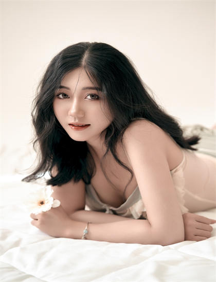 文化研究：《朱莉娅2021》如何展现IP的版权开发与商业价值 探索文化表达的多种形式